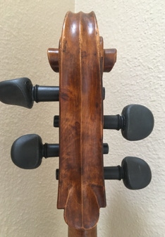 Celloviolin rear view of scroll